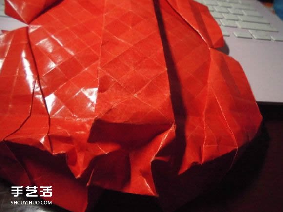 接吻鱼爱心折纸图解 超复杂桃心的折法过程 -  www.shouyihuo.com