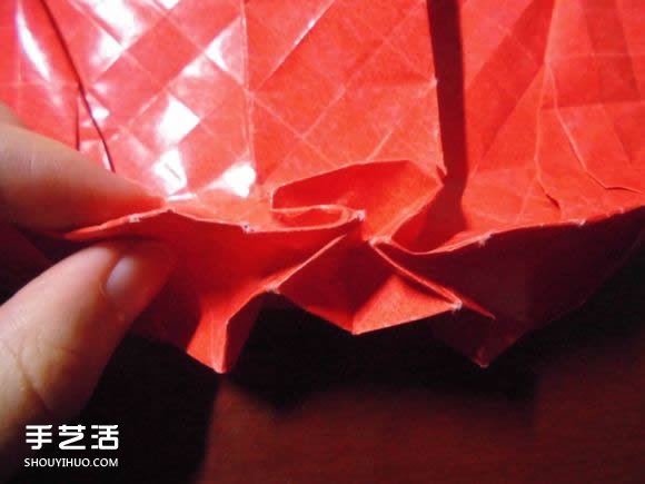 接吻鱼爱心折纸图解 超复杂桃心的折法过程 -  www.shouyihuo.com