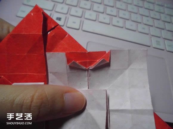 接吻鱼爱心折纸图解 超复杂桃心的折法过程 -  www.shouyihuo.com