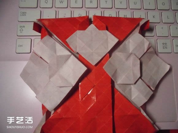 接吻鱼爱心折纸图解 超复杂桃心的折法过程 -  www.shouyihuo.com