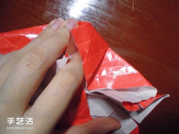 接吻鱼爱心折纸图解 超复杂桃心的折法过程 -  www.shouyihuo.com