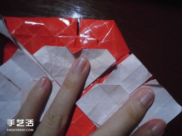 接吻鱼爱心折纸图解 超复杂桃心的折法过程 -  www.shouyihuo.com