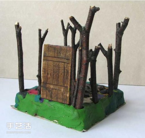 儿童小木屋制作教程 手工树枝房子的做法 -  www.shouyihuo.com