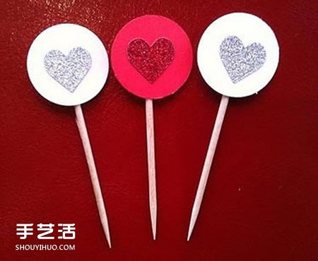 蛋糕上的装饰标签DIY 自制蛋糕爱心标签图解 -  www.shouyihuo.com
