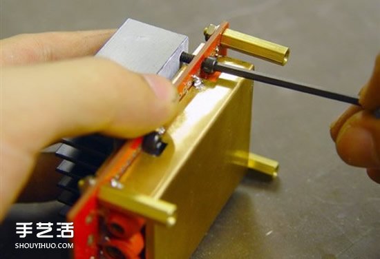 自制功放机教程图解 详细功放机DIY方法过程 -  www.shouyihuo.com