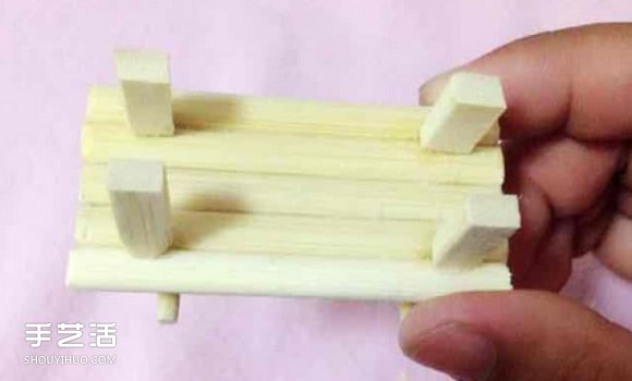 一次性筷子手工制作带扶手椅子的方法图解 -  www.shouyihuo.com