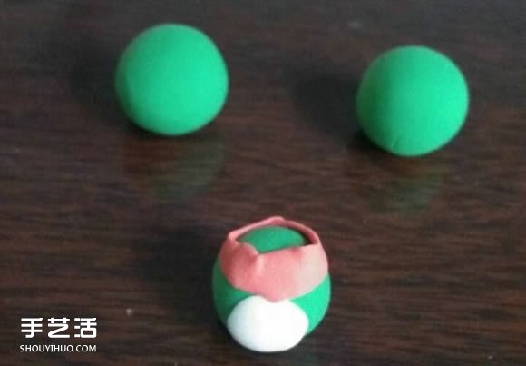 超轻粘土粘土小青蛙 粘土手工制作小青蛙教程 -  www.shouyihuo.com