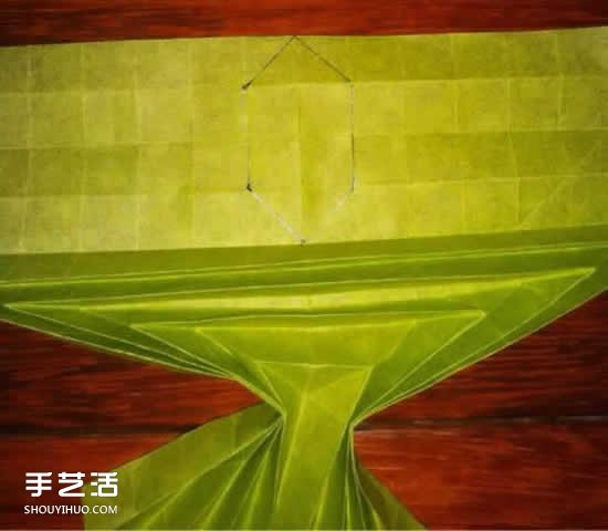 手工秃鹫折纸图解教程 秃鹫的折叠方法过程 -  www.shouyihuo.com