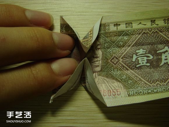 纸币折纸照相机图解 美金折相机的折法详解 -  www.shouyihuo.com