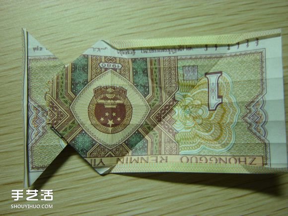 纸币折纸照相机图解 美金折相机的折法详解 -  www.shouyihuo.com