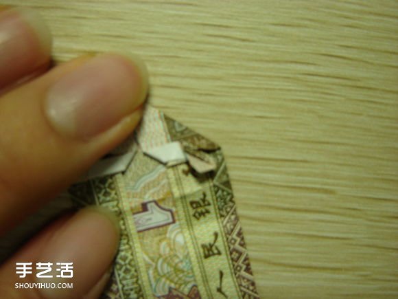 纸币折纸照相机图解 美金折相机的折法详解 -  www.shouyihuo.com