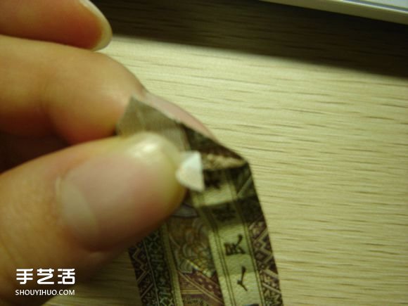 纸币折纸照相机图解 美金折相机的折法详解 -  www.shouyihuo.com