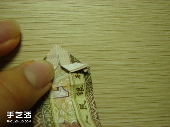 纸币折纸照相机图解 美金折相机的折法详解 -  www.shouyihuo.com