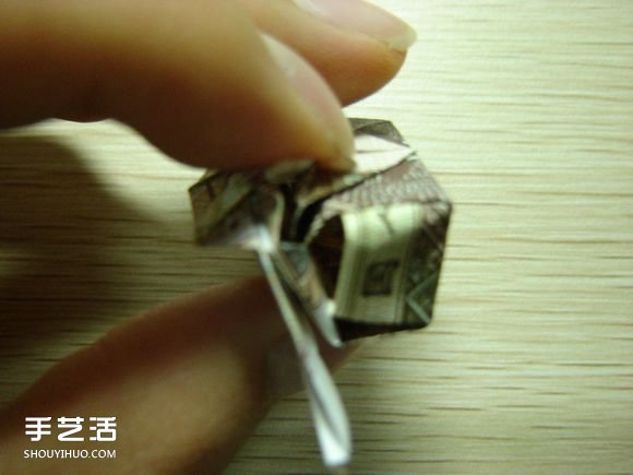 纸币折纸照相机图解 美金折相机的折法详解 -  www.shouyihuo.com
