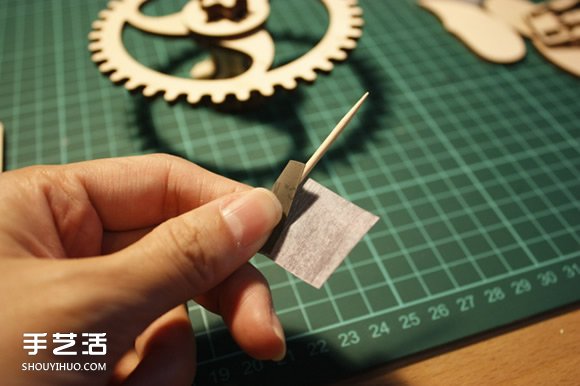 UGEARS自走拖拉机模型制作 利用橡皮筋产生动力 -  www.shouyihuo.com