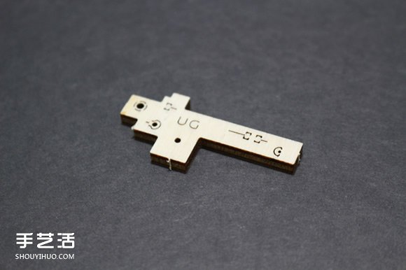 UGEARS自走拖拉机模型制作 利用橡皮筋产生动力 -  www.shouyihuo.com