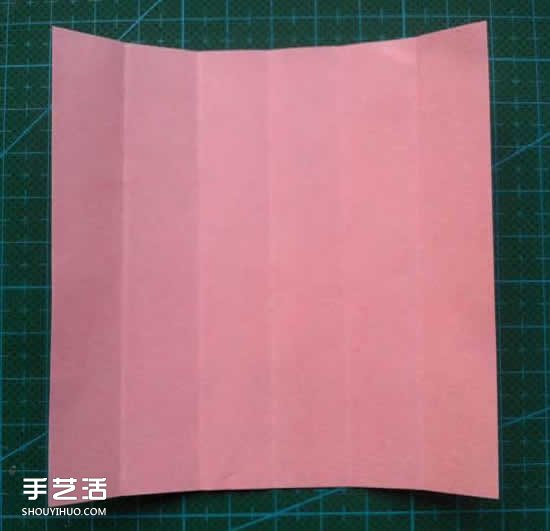 儿童折纸裙子图解教程 简单小裙子的折叠方法 -  www.shouyihuo.com