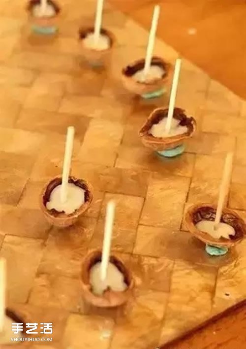 三种手工小船的做法 废物利用做小船的教程 -  www.shouyihuo.com