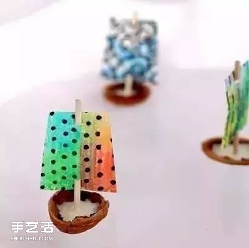 三种手工小船的做法 废物利用做小船的教程 -  www.shouyihuo.com