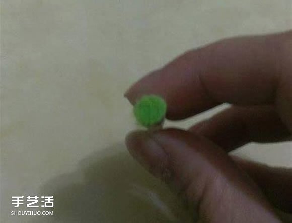 自制婚礼伴手礼的方法 可爱花菜钥匙圈挂件DIY -  www.shouyihuo.com