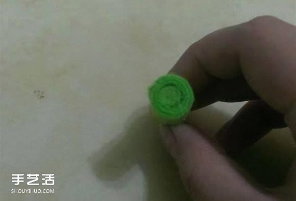 自制婚礼伴手礼的方法 可爱花菜钥匙圈挂件DIY -  www.shouyihuo.com
