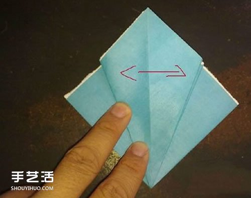 折纸康乃馨步骤图解 康乃馨的折法简单易学 -  www.shouyihuo.com