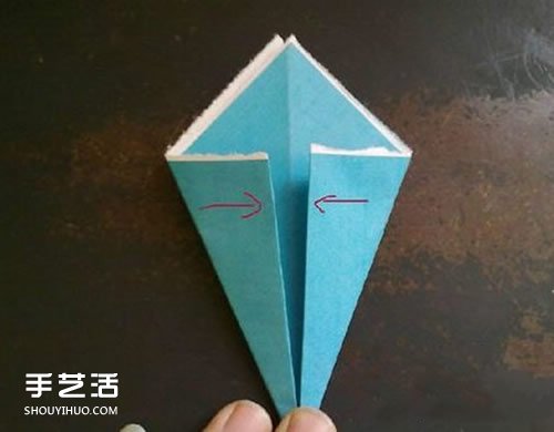 折纸康乃馨步骤图解 康乃馨的折法简单易学 -  www.shouyihuo.com