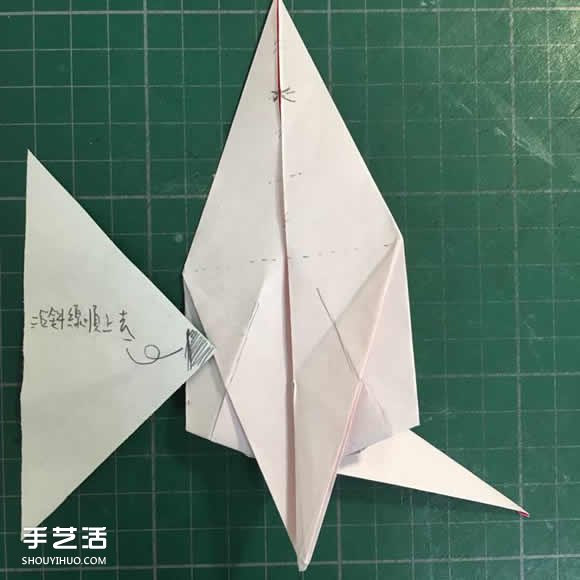 立体大公鸡折纸图解 折纸公鸡的方法步骤图 -  www.shouyihuo.com