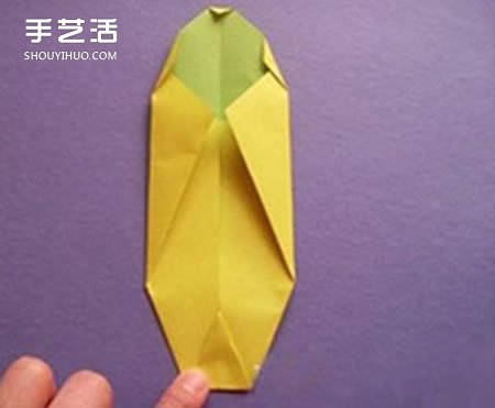 简单香蕉的折法图解 幼儿园香蕉折纸教程 -  www.shouyihuo.com