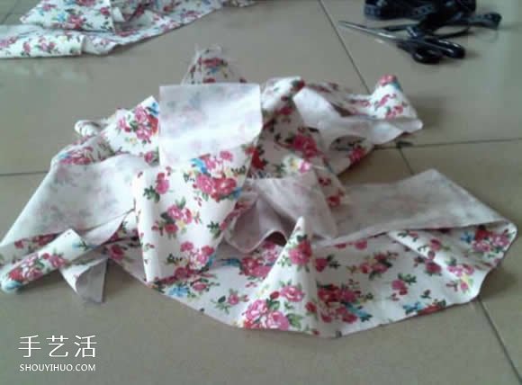 蛋糕裙的做法图解教程 弹性牛仔布制作蛋糕裙 -  www.shouyihuo.com