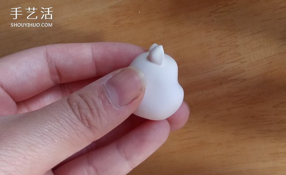 怎样制作粘土打伞的小猫 超轻粘土卡通猫咪DIY -  www.shouyihuo.com
