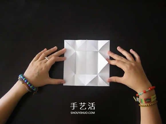 有盖正方形盒子的折法 如何折方形纸盒图解 -  www.shouyihuo.com