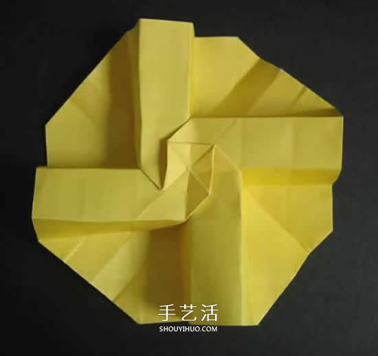 手工玫瑰花的折法图解 超详细折纸玫瑰步骤图 -  www.shouyihuo.com