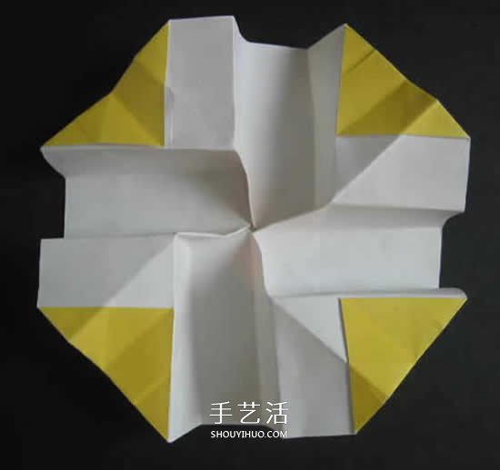 手工玫瑰花的折法图解 超详细折纸玫瑰步骤图 -  www.shouyihuo.com