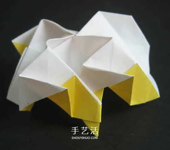 手工玫瑰花的折法图解 超详细折纸玫瑰步骤图 -  www.shouyihuo.com