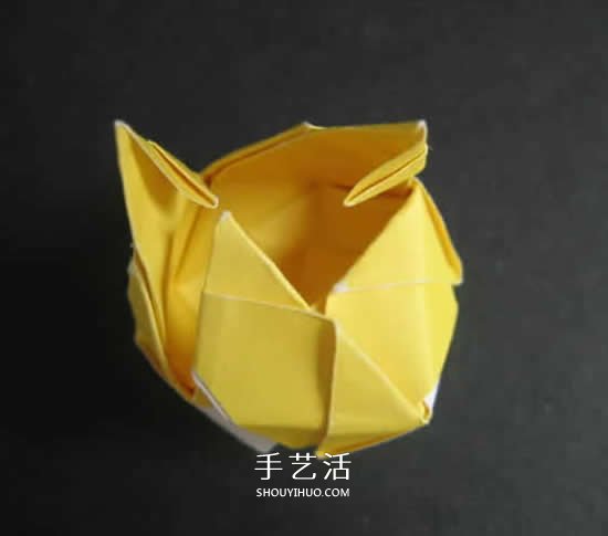 手工玫瑰花的折法图解 超详细折纸玫瑰步骤图 -  www.shouyihuo.com