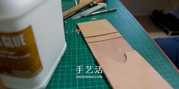 带卡包功能手机套DIY 自制皮革卡包手机套教程 -  www.shouyihuo.com