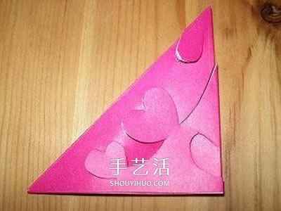 剪纸花朵挂饰的步骤图 立体剪纸花挂饰的做法 -  www.shouyihuo.com