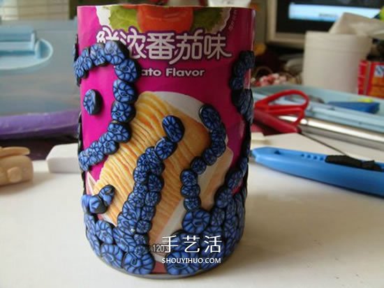自制软陶切片笔筒图解 薯片筒做粘土切片笔筒 -  www.shouyihuo.com