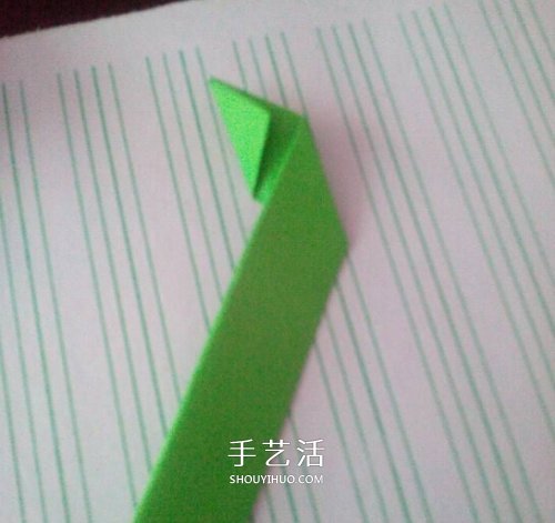 纸戒指的折法图解教程 折纸戒指简单又可爱 -  www.shouyihuo.com