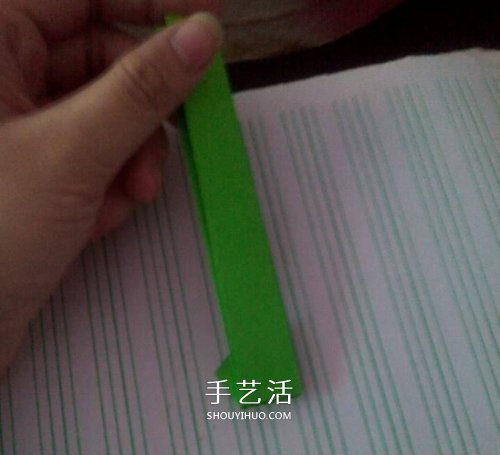 纸戒指的折法图解教程 折纸戒指简单又可爱 -  www.shouyihuo.com