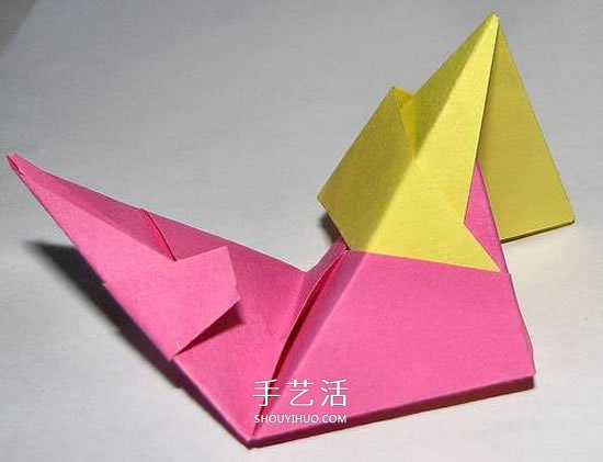 立体星星的折法图解 折纸星星花球的步骤图 -  www.shouyihuo.com
