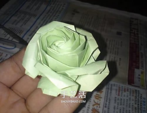 美丽又复杂玫瑰花折纸 NS玫瑰折纸实拍图解 -  www.shouyihuo.com