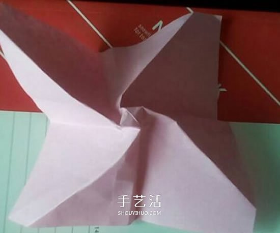 香槟玫瑰的折法图解 折纸香槟玫瑰的方法过程 -  www.shouyihuo.com