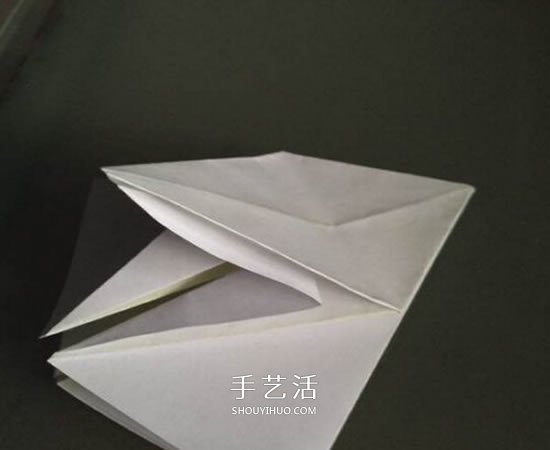 纸百合花的折法图解 折百合花的方法步骤 -  www.shouyihuo.com