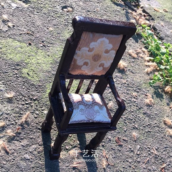 纯手工迷你家具 呈现欧洲三个时期的室内环境 -  www.shouyihuo.com
