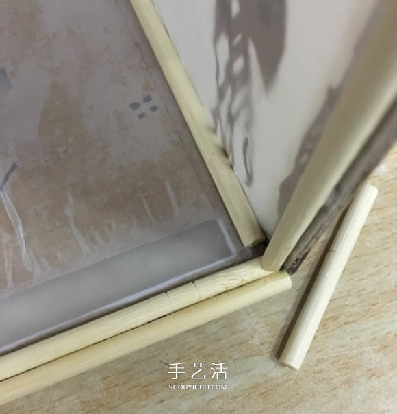 废物利用手工灯饰制作 文艺范灯罩DIY图解教程 -  www.shouyihuo.com