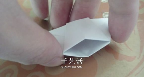 最简单元宝的叠法图解 怎么折纸元宝的方法 -  www.shouyihuo.com