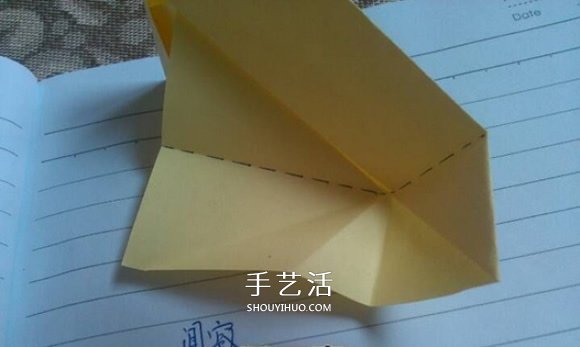 三角形纸盒折法带盖 折纸三角盒子图解教程 -  www.shouyihuo.com