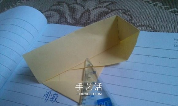三角形纸盒折法带盖 折纸三角盒子图解教程 -  www.shouyihuo.com